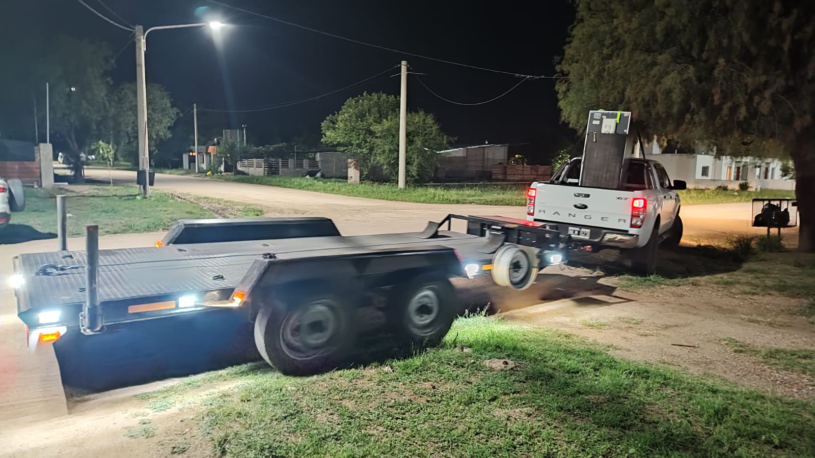 Personal preparando un traslado